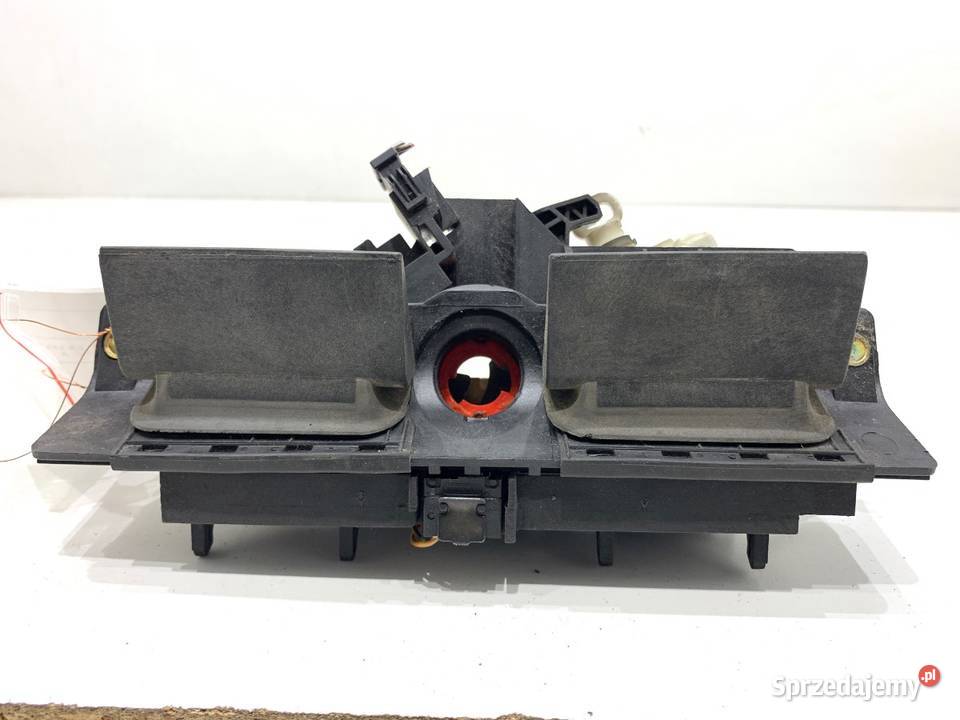 KLAMKA KLAPY TYŁ AUDI A6 C5 8D9827565H podkarpackie