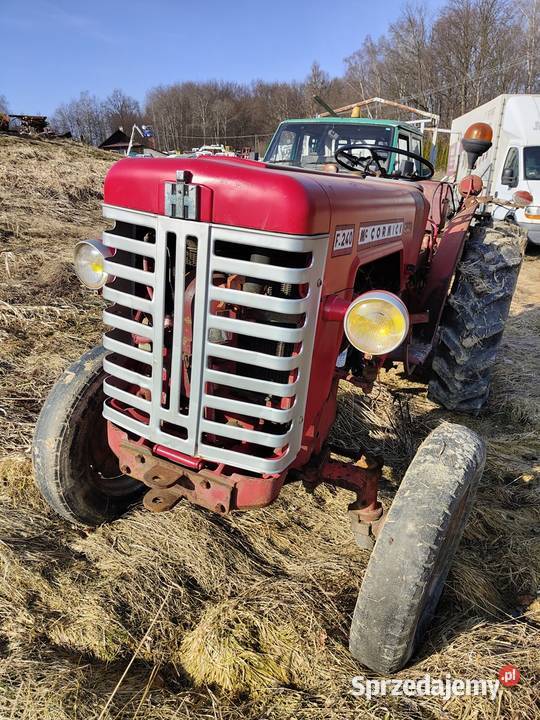 Traktor Ciągnik Sadowniczy Wąski McCormick MC sprzedam