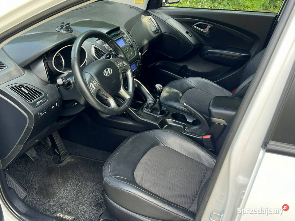 Hyundai ix35 Hyundai ix35 16benzyna FIFA WORLD czujnik zmierzchu Gostyń