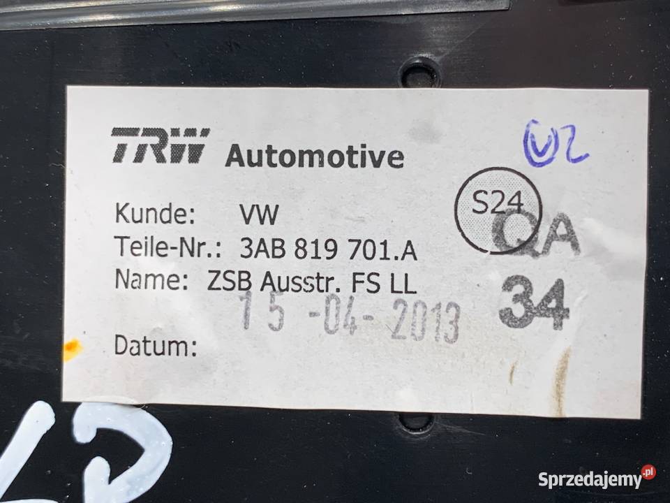 KRATKA NAWIEWU LEWY PRZÓD VW PASSAT B7