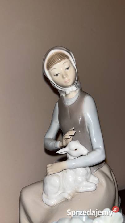 Figurka Dziewczyny z owieczką i taczką pełną pomorskie Gdańsk