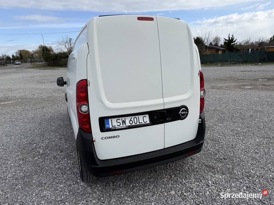 Opel Combo 16 6 biegówMAXIWysokiKLIMASalon Łuków