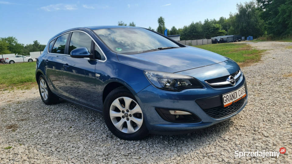 Opel Astra 14T 120 LIFT Business NAVI Parktronic Chmielnik