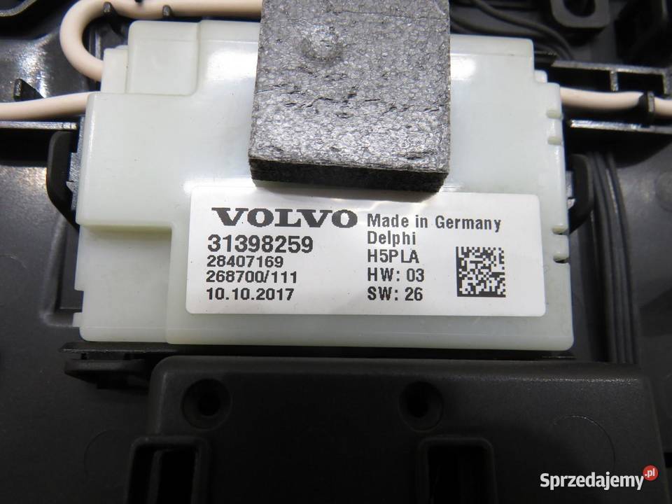 LAMPA OŚWIETLENIA KABINY VOLVO V40 II 31398259