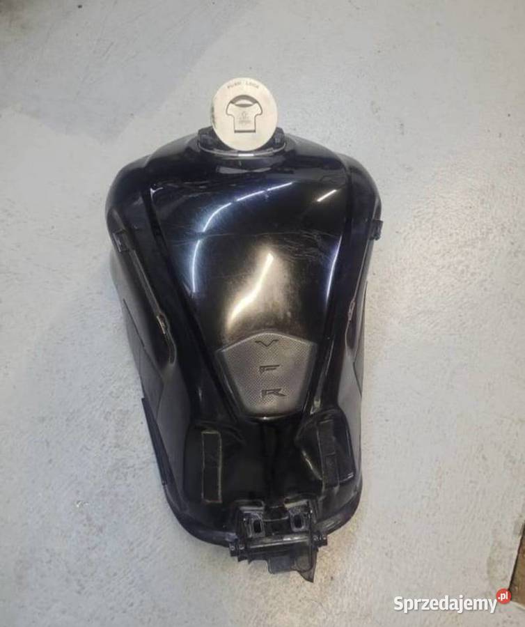 Honda VFR 1200F 1200 F 0916 zbiornik paliwa bak Nowy Tomyśl