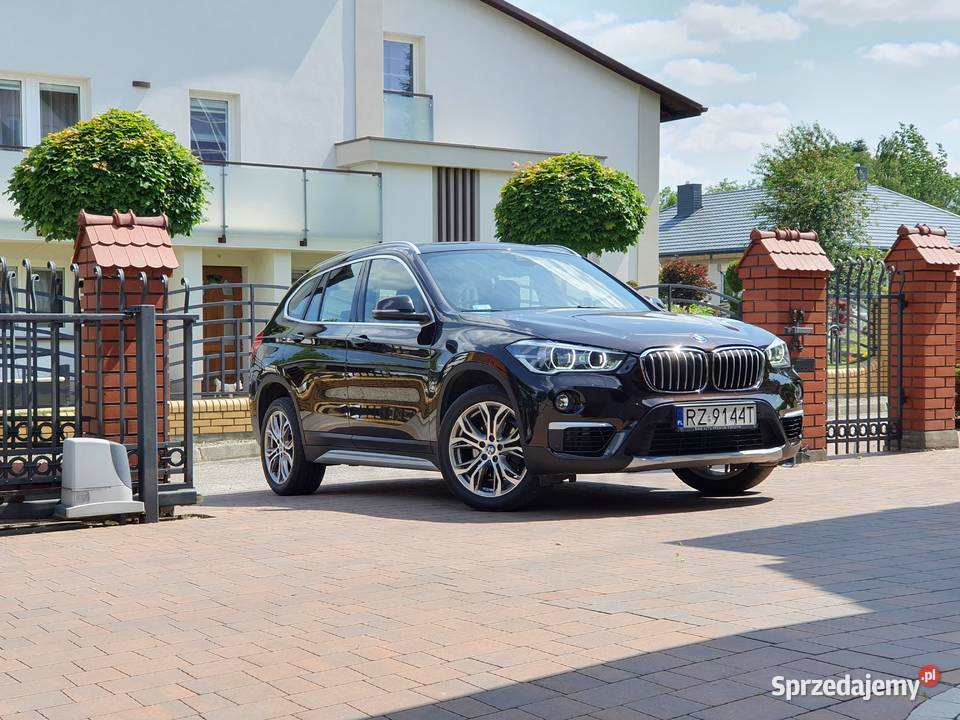 BMW X1 f48 sDrive18i xLine automat Salon Polska wspomaganie kierownicy