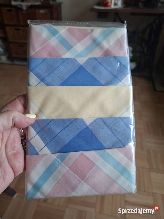 Chusteczki nowe PRL 6 Pozostałe sprzedam