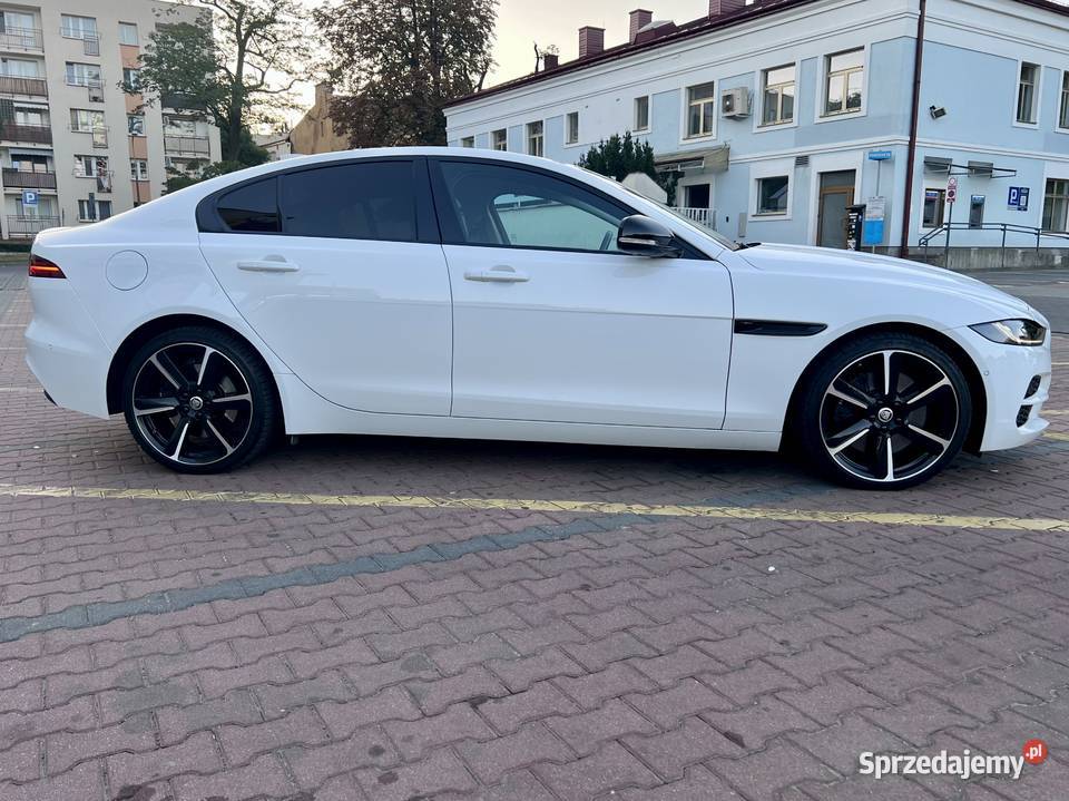 Jaguar XE II 20d Full Virtual Led Meridian Rzeszów