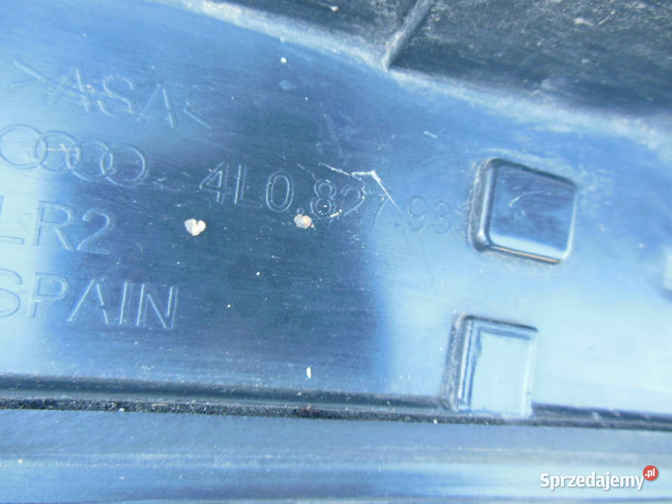 Lotka spoiler klapy bagażnika tył 4L0827933 AUDI śląskie Kozy