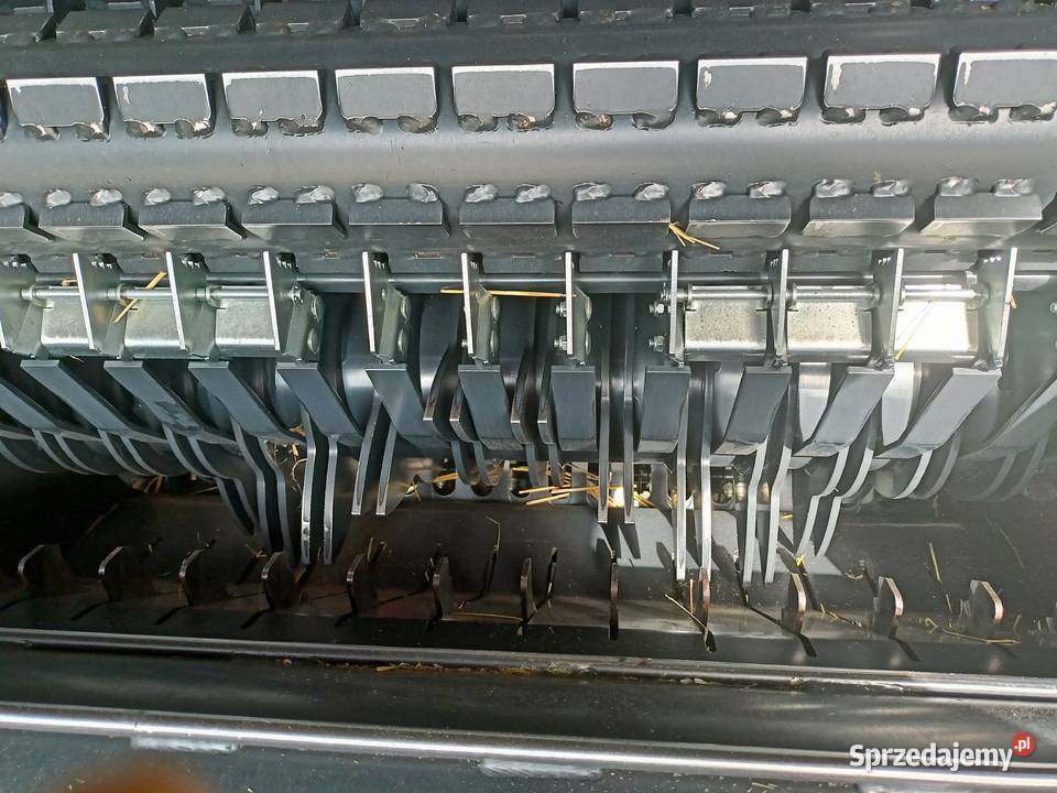 Prasa pasowa zmiennokomorowa Kverneland Kubota Rolujące (belujące) mazowieckie Skwierczyn Lacki