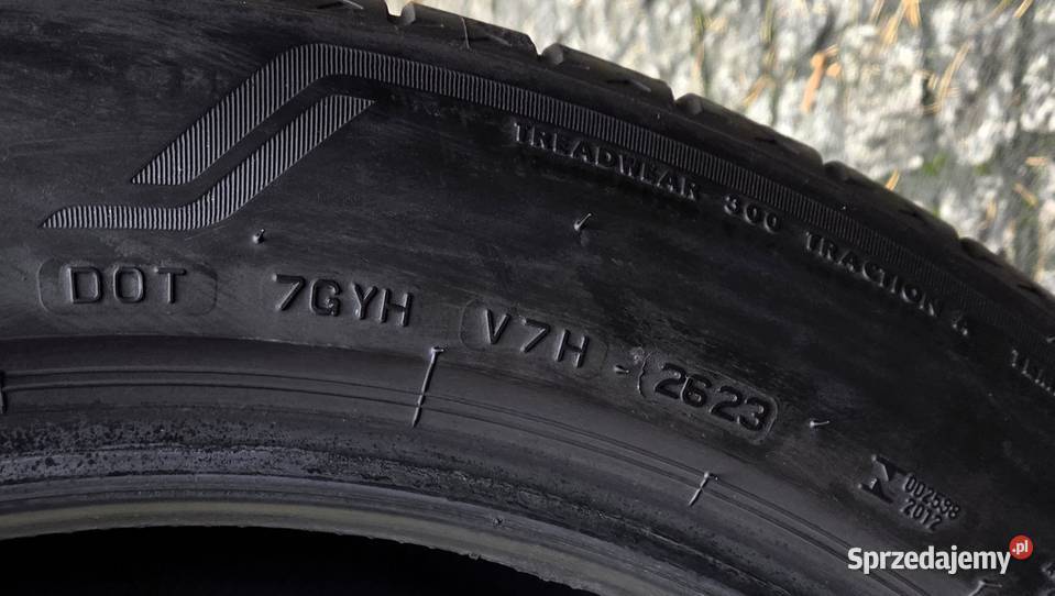 Bridgestone Alenza 001 28545 R20 4 DOT 2623 6869 lato Olesno