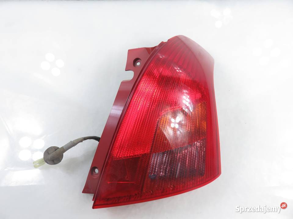 LAMPA PRAWA TYLNA SUZUKI SWIFT III
