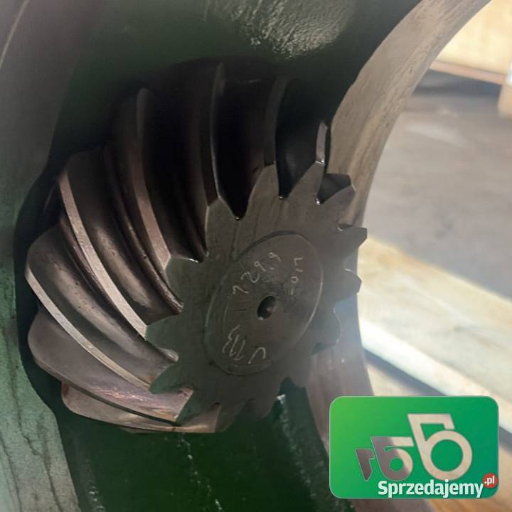 Atak Dyferencjał 755 0105761 L220175 John Deere wielkopolskie Wilkowo