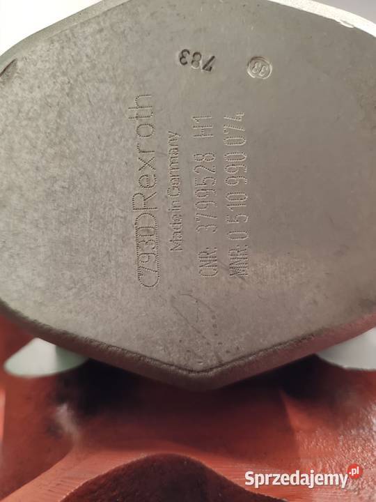 Przystawka pompa hydrauliczna 0510990074 CLAAS Pozostałe Wilkowo