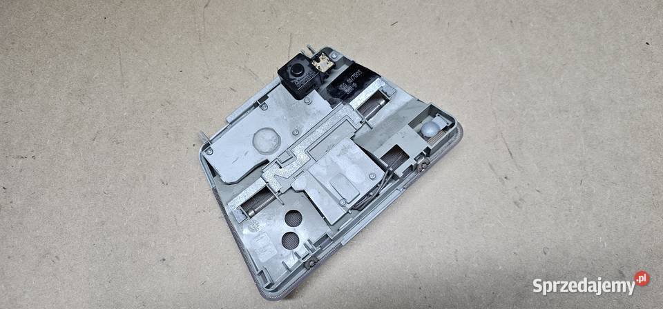 Lampka sufitowa mercedes w210 w208 2088200001 Rok produkcji 1998 Zbąszyń