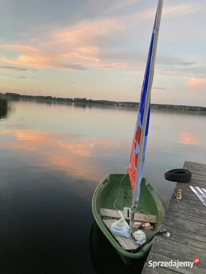Piekna nieduża zagłówka komplet dolnośląskie Złotoryja