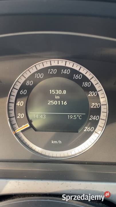 Mercedes Benz klasa C w204 22 cdi garażowany świętokrzyskie Kielce sprzedam