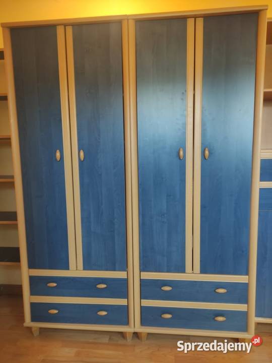 Sprzedam zestaw drewnianych mebli młodzieżowych