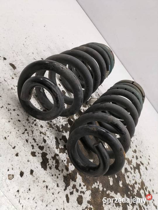 SPRĘŻYNY TYŁ LEWA PRAWA KOMPLET Jeep Grand Rok produkcji 2016