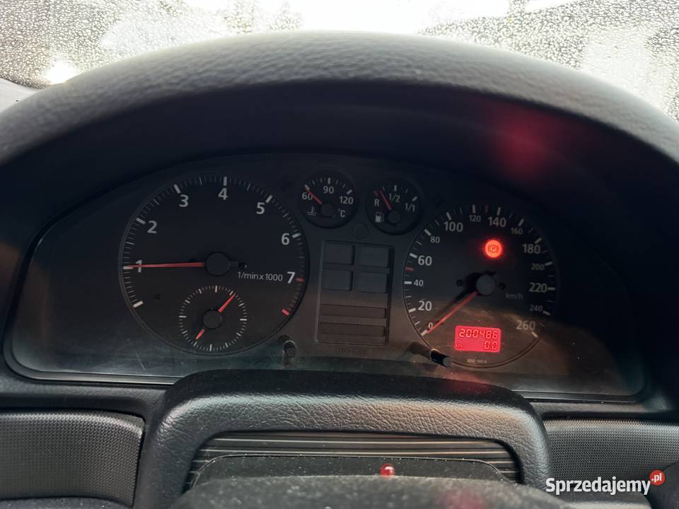 Audi A4 B6 16 Benzyna Tarnogród sprzedam