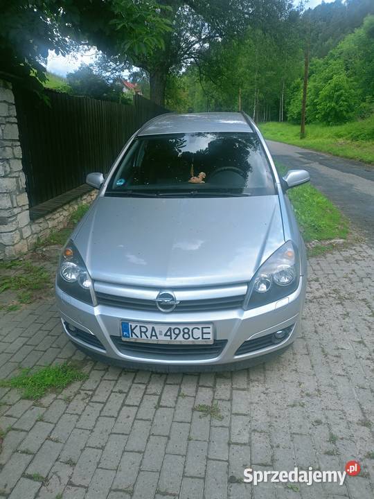 Opel Astra kombi Skała