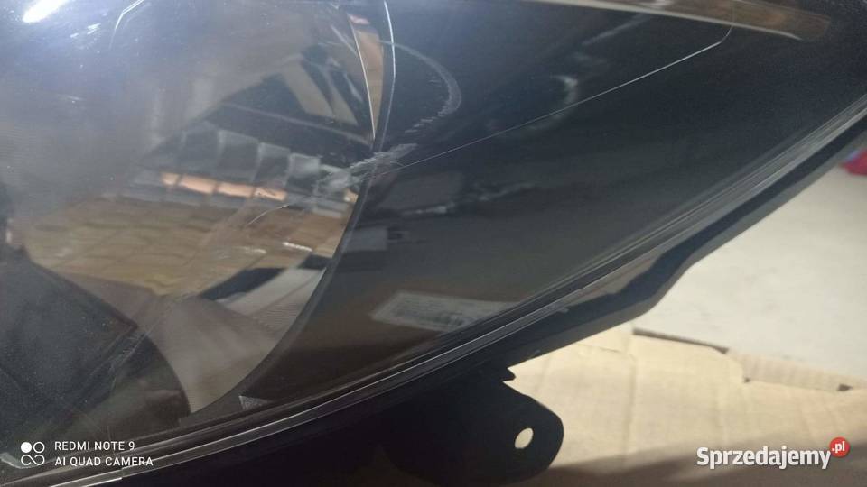 LAMPA TOYOTA YARIS III LIFT 17 LAMPA LEWY PRZÓD