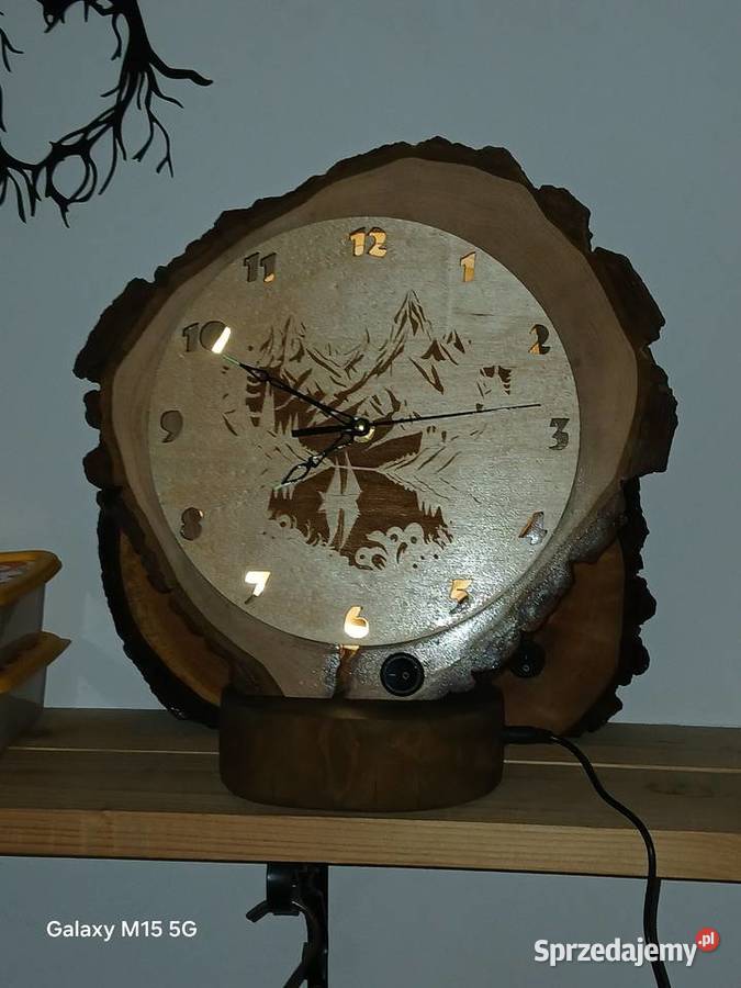 Zegar z podświetleniem Zegary Wyposażenie wnętrz Skawina sprzedam