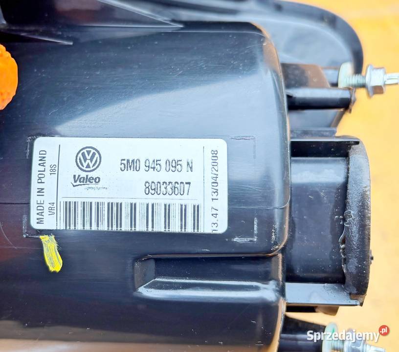 LAMPA LEWY TYŁ VW GOLF V PLUS 5M0945095N Radom sprzedam