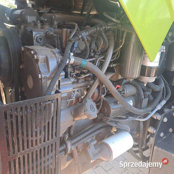 ciągnik Claas Axos 330 Różyny