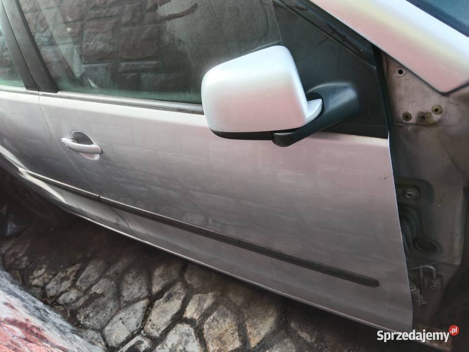 drzwi prawe lewe vw polo 9n Rok produkcji 2004