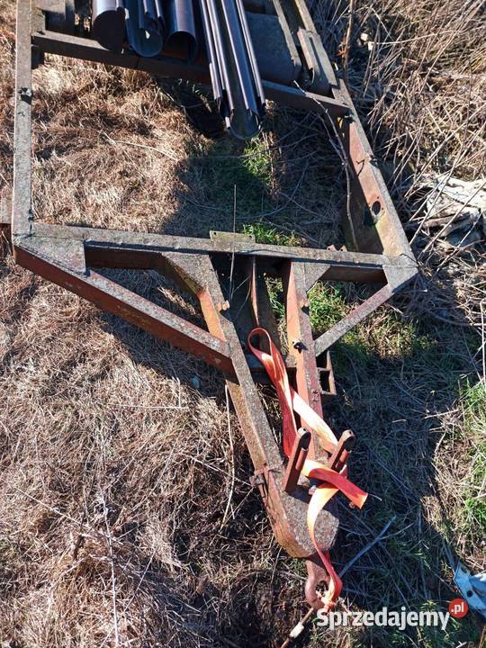 Przyczepa jednoosiowa dłużyca platformapodwozie Rolnictwo łódzkie Leśniczówka