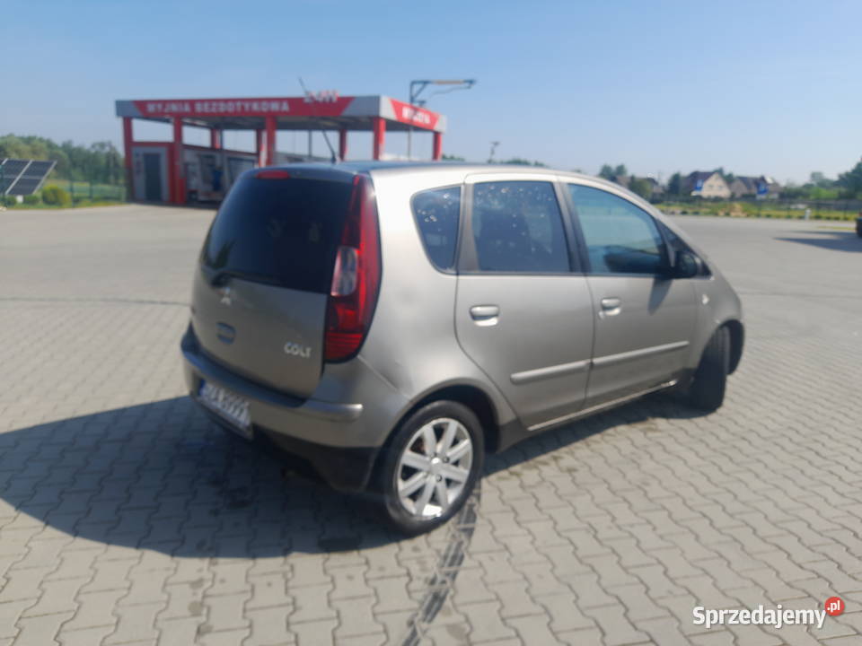Mitsubishi colt Irządze