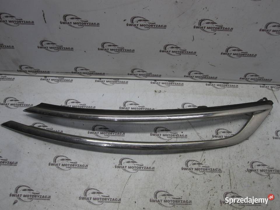 C4 PICASSO ramka lampy lewy przód AA36414198