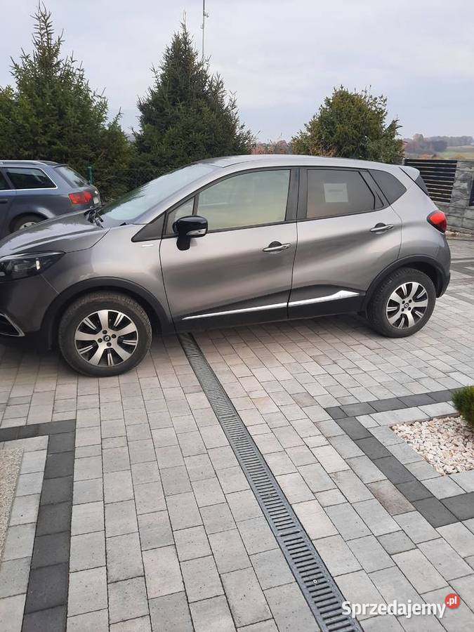 Renault Captur 09 tce 2016 salon Polska Ziębice