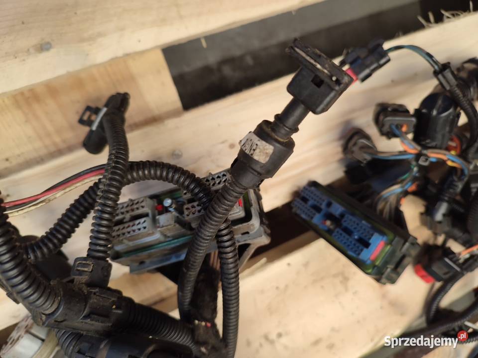 Wiązka elektryczna silnika V836866955 Massey wielkopolskie Wilkowo sprzedam