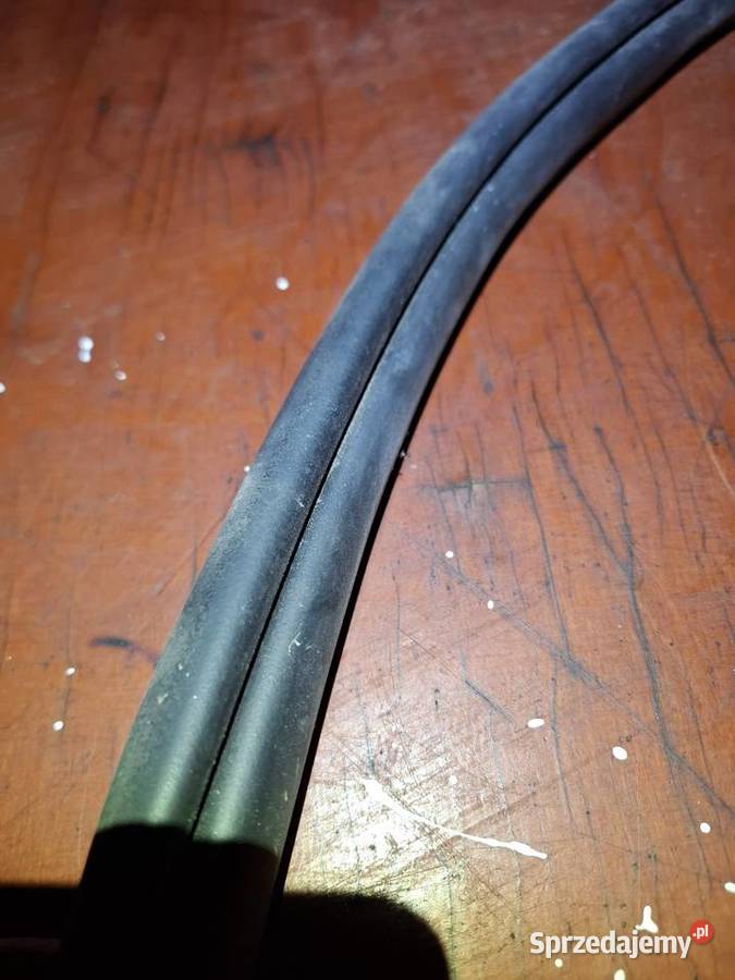 Uszczelka drzwi lewa lewy tył Mazda 6 I GY osobowe Uszczelki Przyborów sprzedam