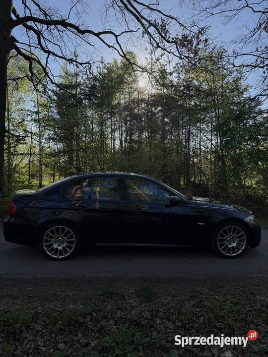Na sprzedaż BMW serii 3 E90 w rzadkiej wersji sprzedam