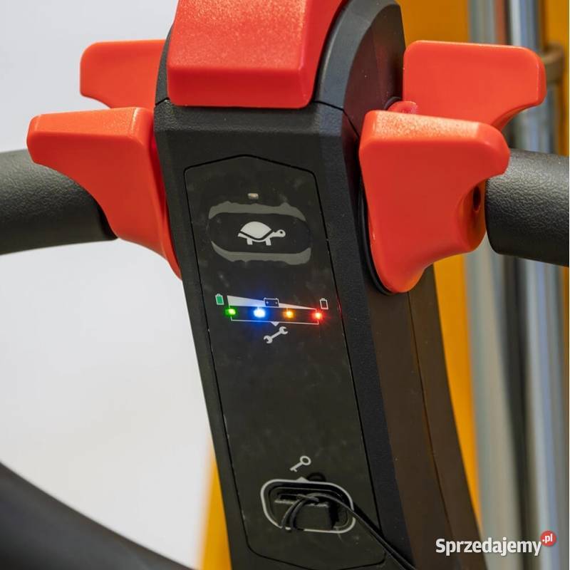 Wózek paletowy FE1056 z napędem i podnoszeniem łódzkie Smolice