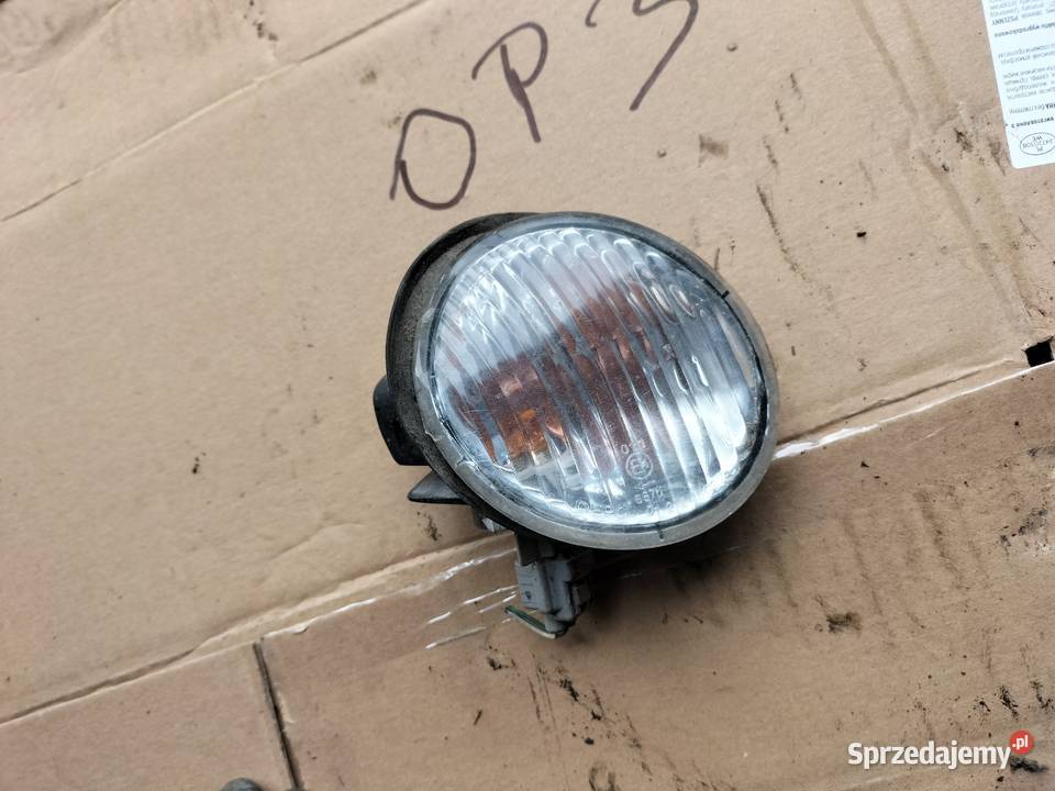 KIERUNKOWSKAZ PRAWY Toyota Corolla E11 Części samochodowe Kamień-Kolonia