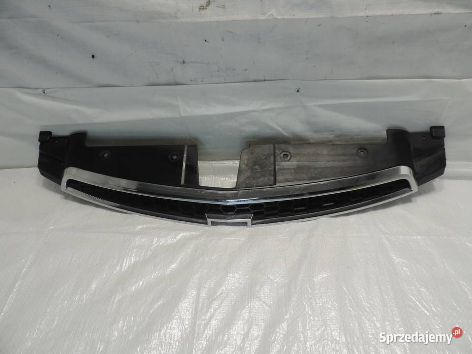 Chevrolet Cruze J300 2009 atrapa grill 95931769