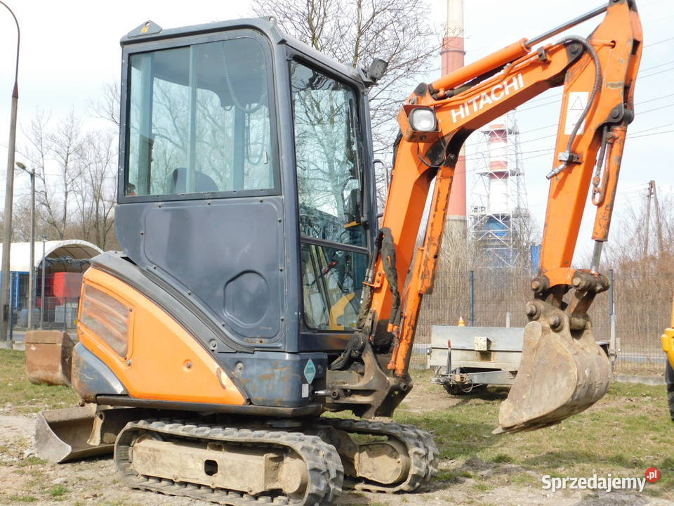 mini koparka 16 t Hitachi ZX14 2 łyżki 2011 Rok produkcji 2011
