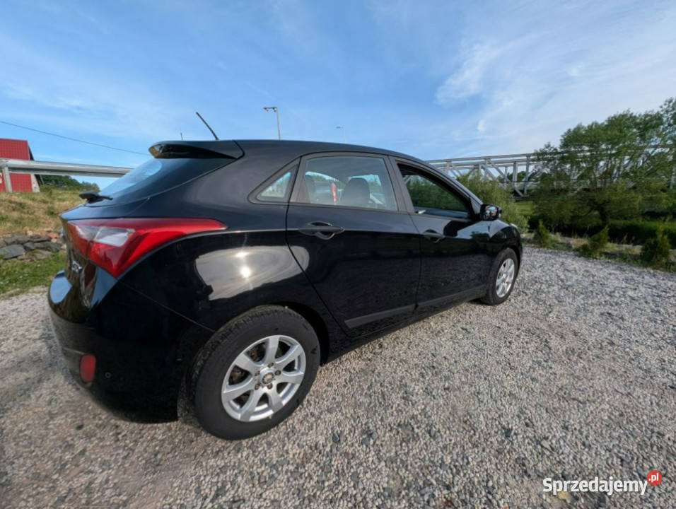 Hyundai i30 HB 14 benzyna Navi kamera cofania nieuszkodzony Kamienna Góra