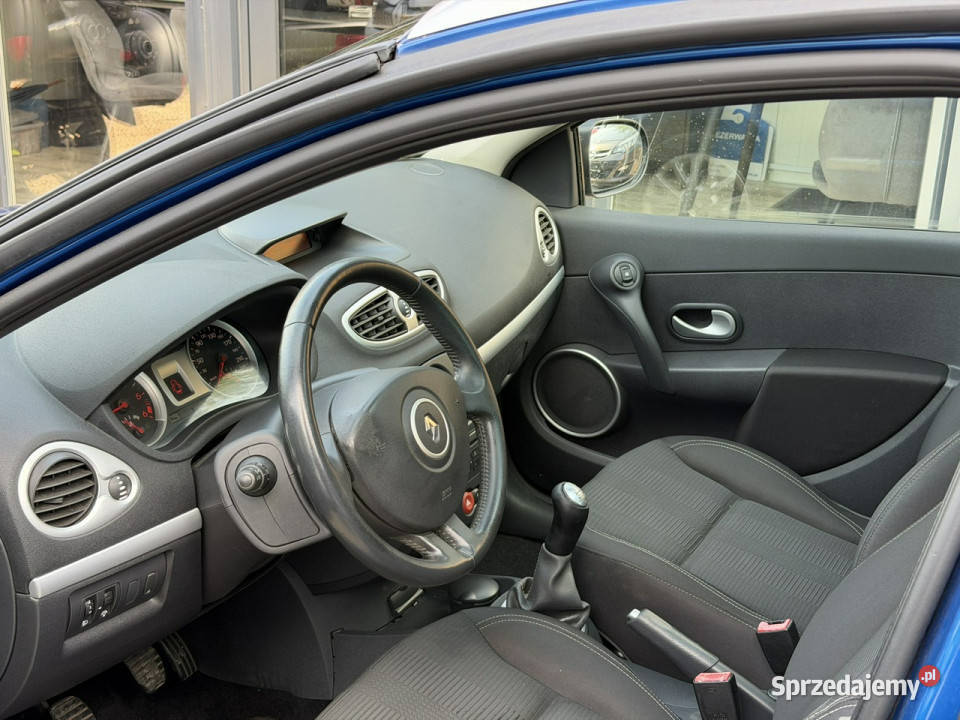 Renault Clio autoalarm Clio Częstochowa