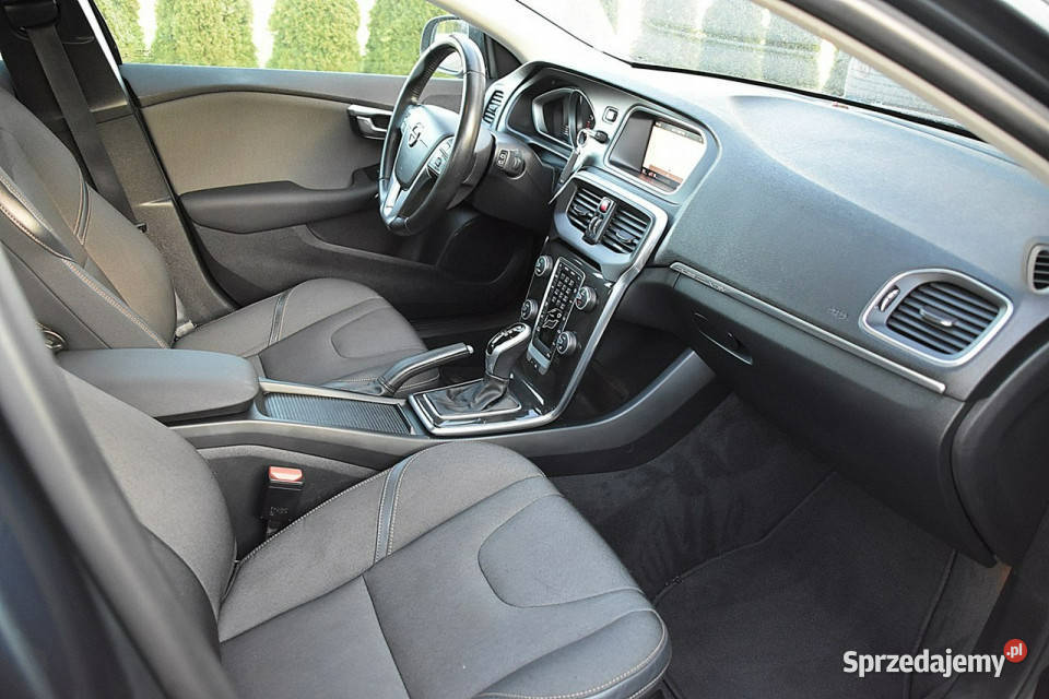 Volvo V40 Cross Country 15T3 152 Led Navi Kamera Nowe Kucice