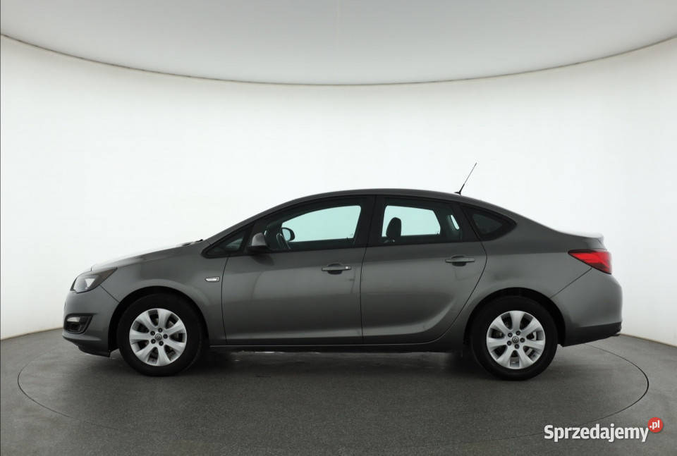 Opel Astra 14 T bluetooth
