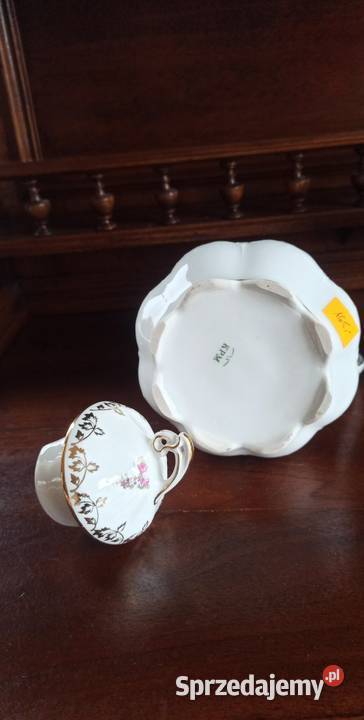 Dzbanki KPM Sygnatura z lat 19041927 Porcelana i szkło