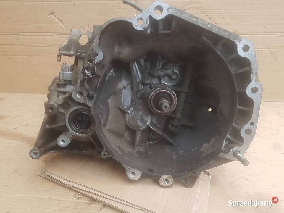 Suzuki Liana skrzynia biegów manualna 5 biegowa skrzynie biegów