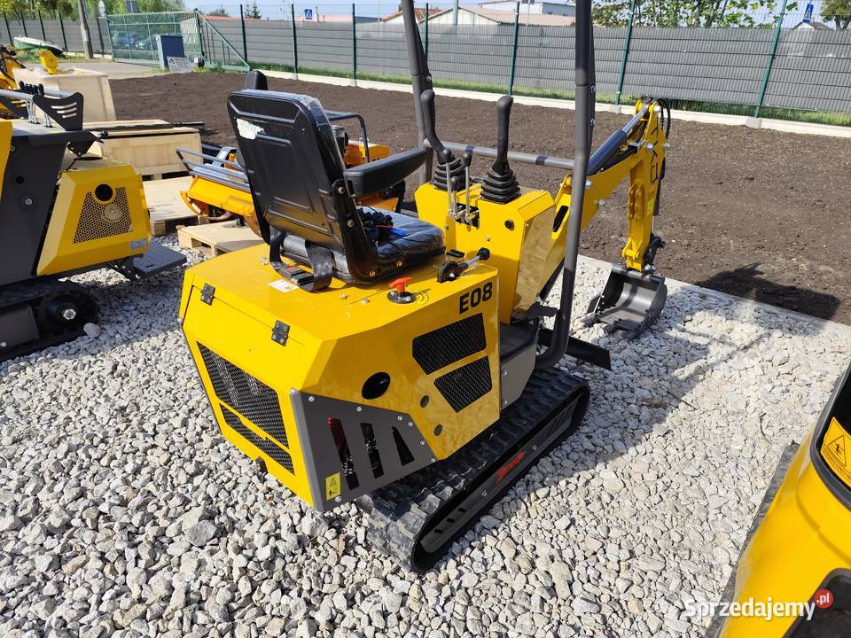 Minikoparka 800 E08C Skrętne Ramię KOOP NOWA Grudziądz