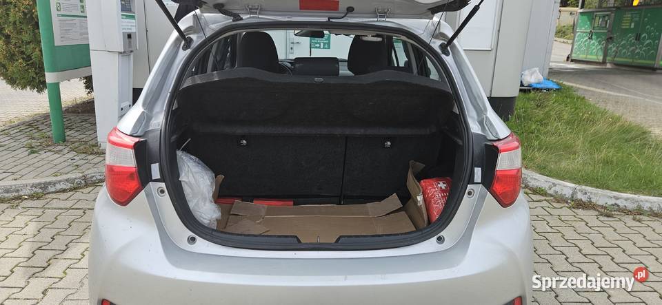 Do sprzedania Toyota Yaris 15 111 2020 r 111KM śląskie Bielsko-Biała sprzedam