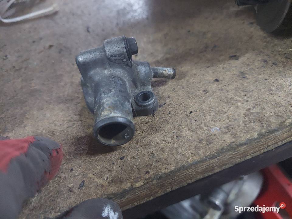 Yamaha YZF 125 R króciec termostatu głowicy Jelenia Góra sprzedam